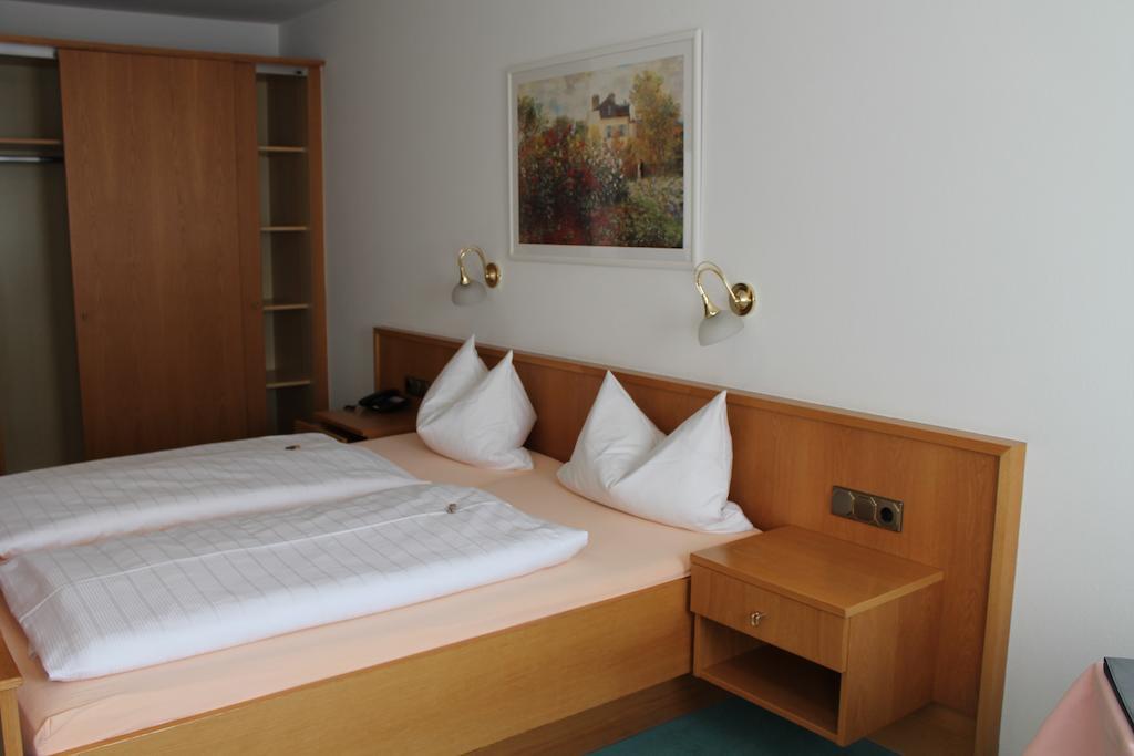 Hotel garni Vogelsang Bad Fussing Ruang foto