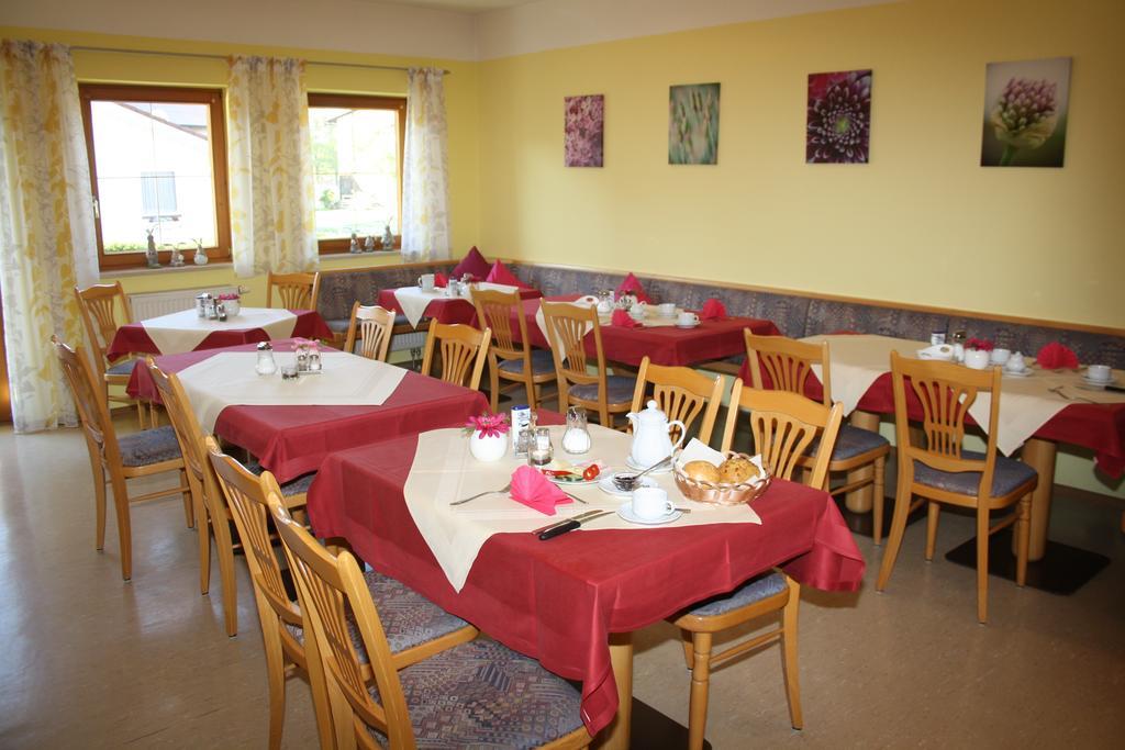 Hotel garni Vogelsang Bad Fussing Bagian luar foto
