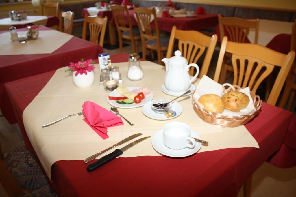 Hotel garni Vogelsang Bad Fussing Bagian luar foto