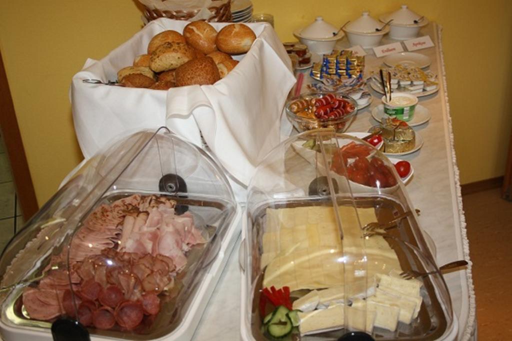 Hotel garni Vogelsang Bad Fussing Bagian luar foto