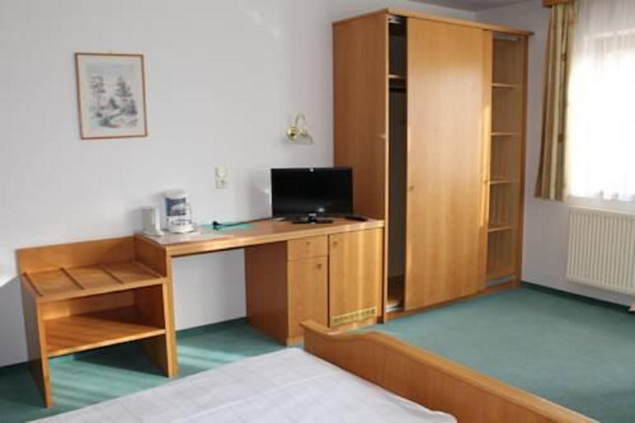 Hotel garni Vogelsang Bad Fussing Bagian luar foto